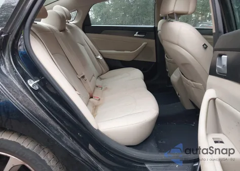 2015 Hyundai Sonata Sport z USA, uszkodzony, nr VIN 5NPE34AF6FH032857